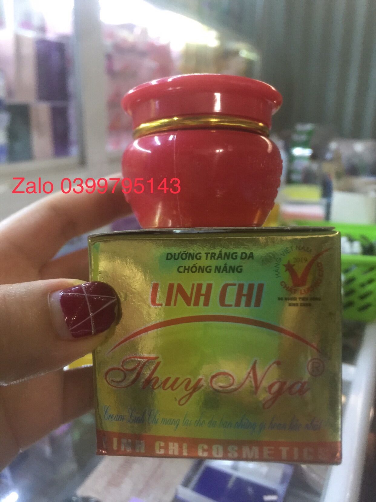 Kem linh chi thuý nga trắng da chống nắng