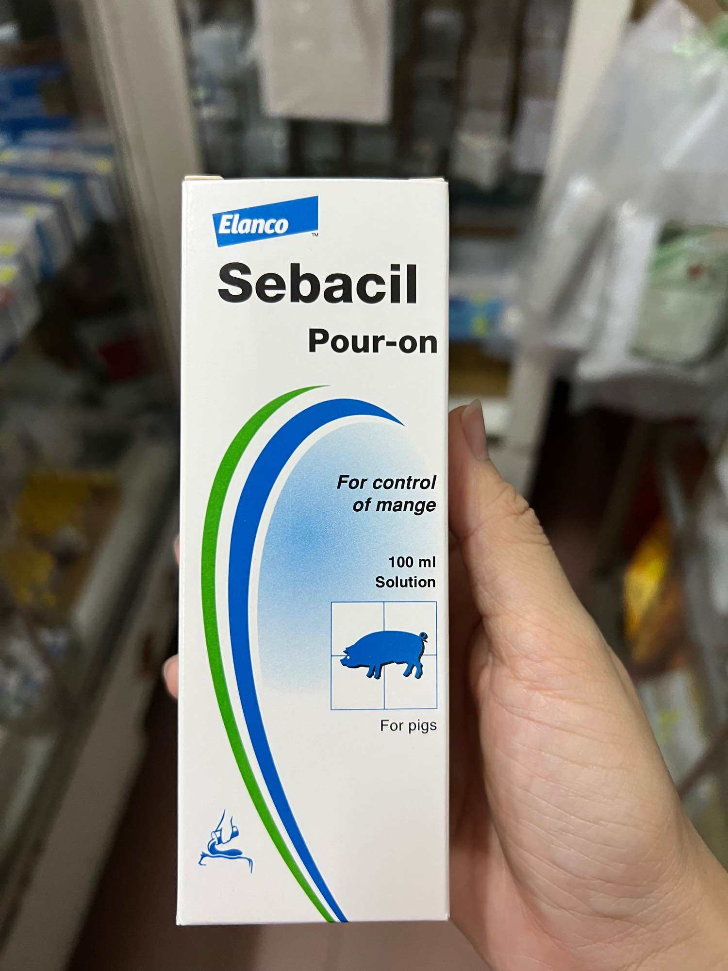 [ chai 100ml] - SEBACIL của BAYER bôi sống lưng ngừa ve ghẻ cho heo và chó