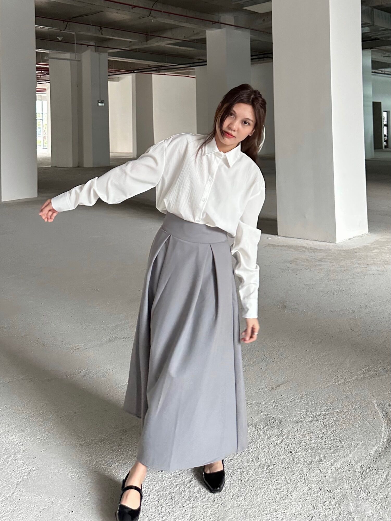 Chân váy dài xoè xếp ly đen - 𝐋𝐢𝐧 𝐒𝐤𝐢𝐫𝐭