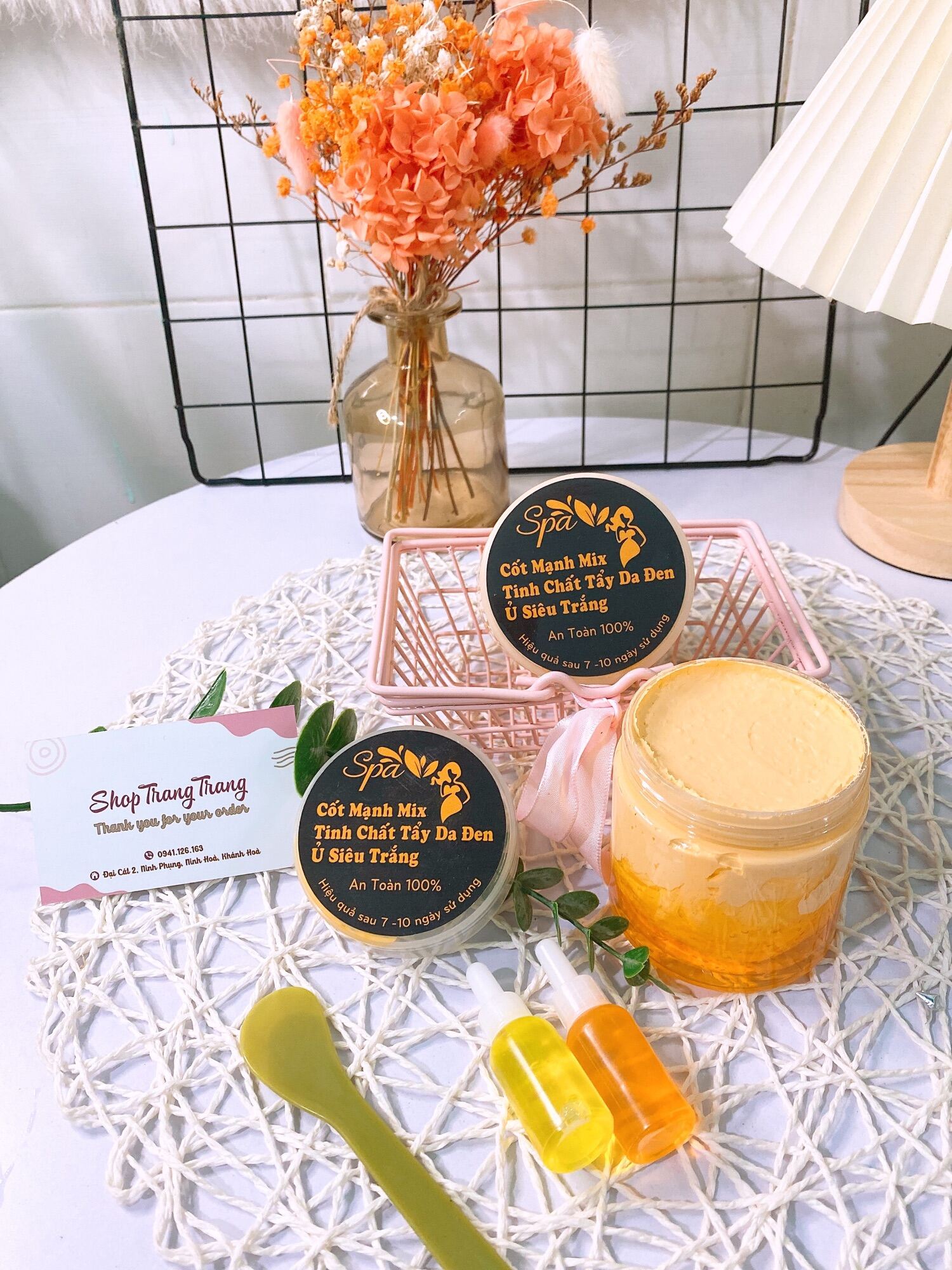 KEM BODY CỐT Ủ SPA MIX CẤY TRẮNG SIÊU TRẮNG TẶNG KÈM KÍCH VÀ MUỖNG