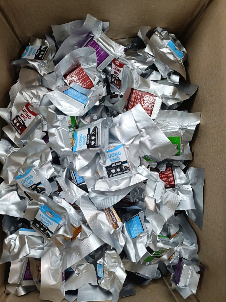  LƯƠNG KHÔ ĂN KIÊNG  mix 15 vị   bịt 1 kg  