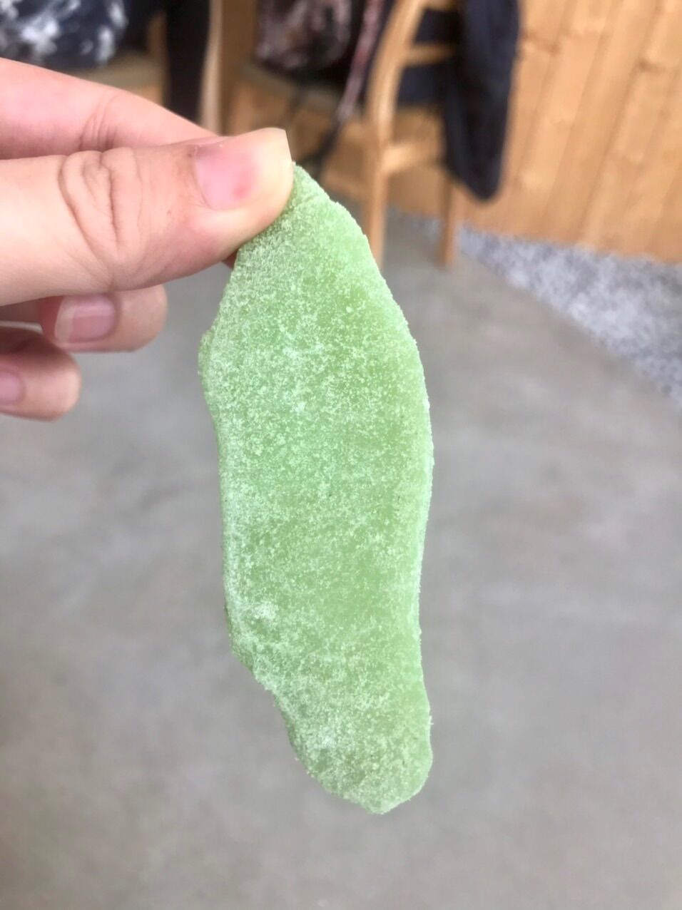 MỨT DỪA NON MIẾNG VỊ LÁ DỨA. 500gr