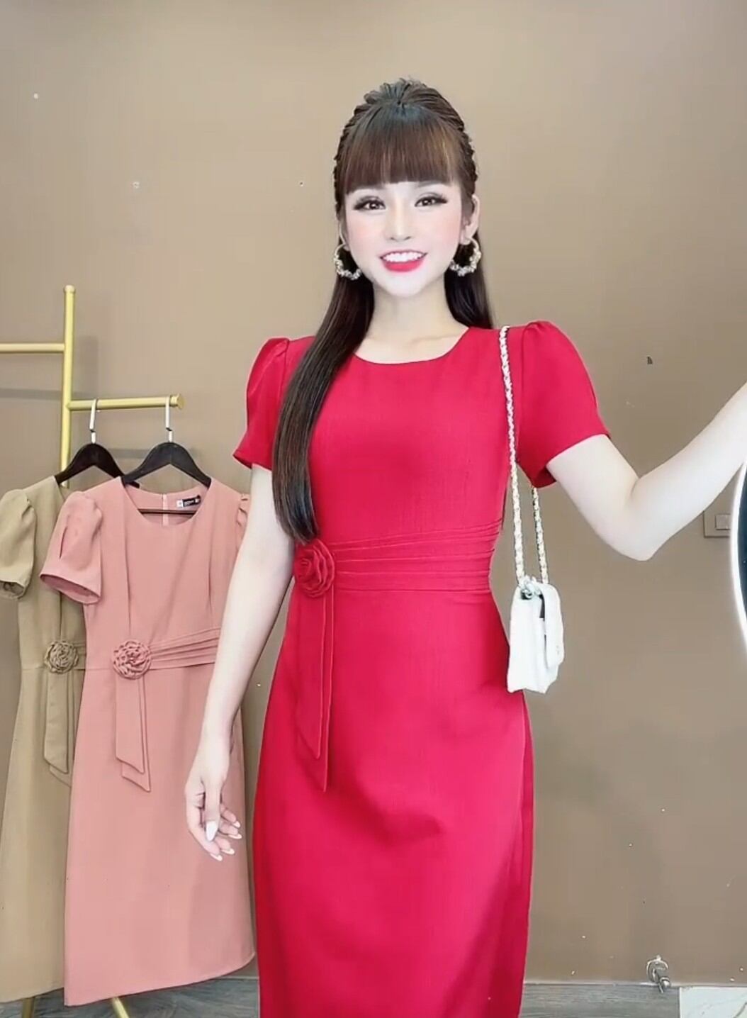 Đầm dáng chữ A Monoco