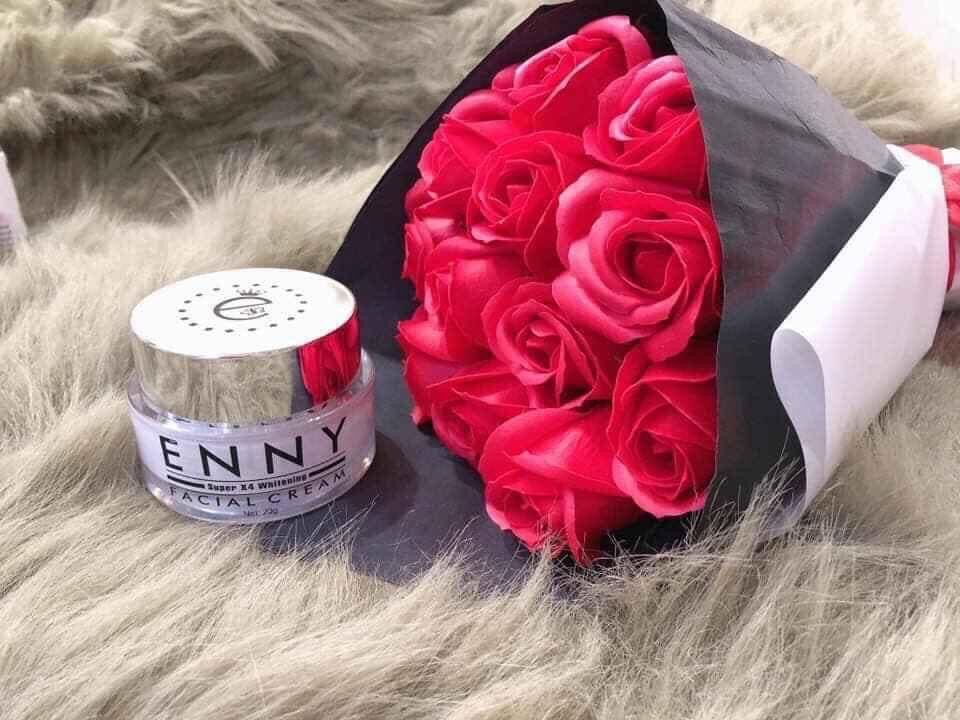 Kem Face dưỡng trắng da Enny ngày đêm