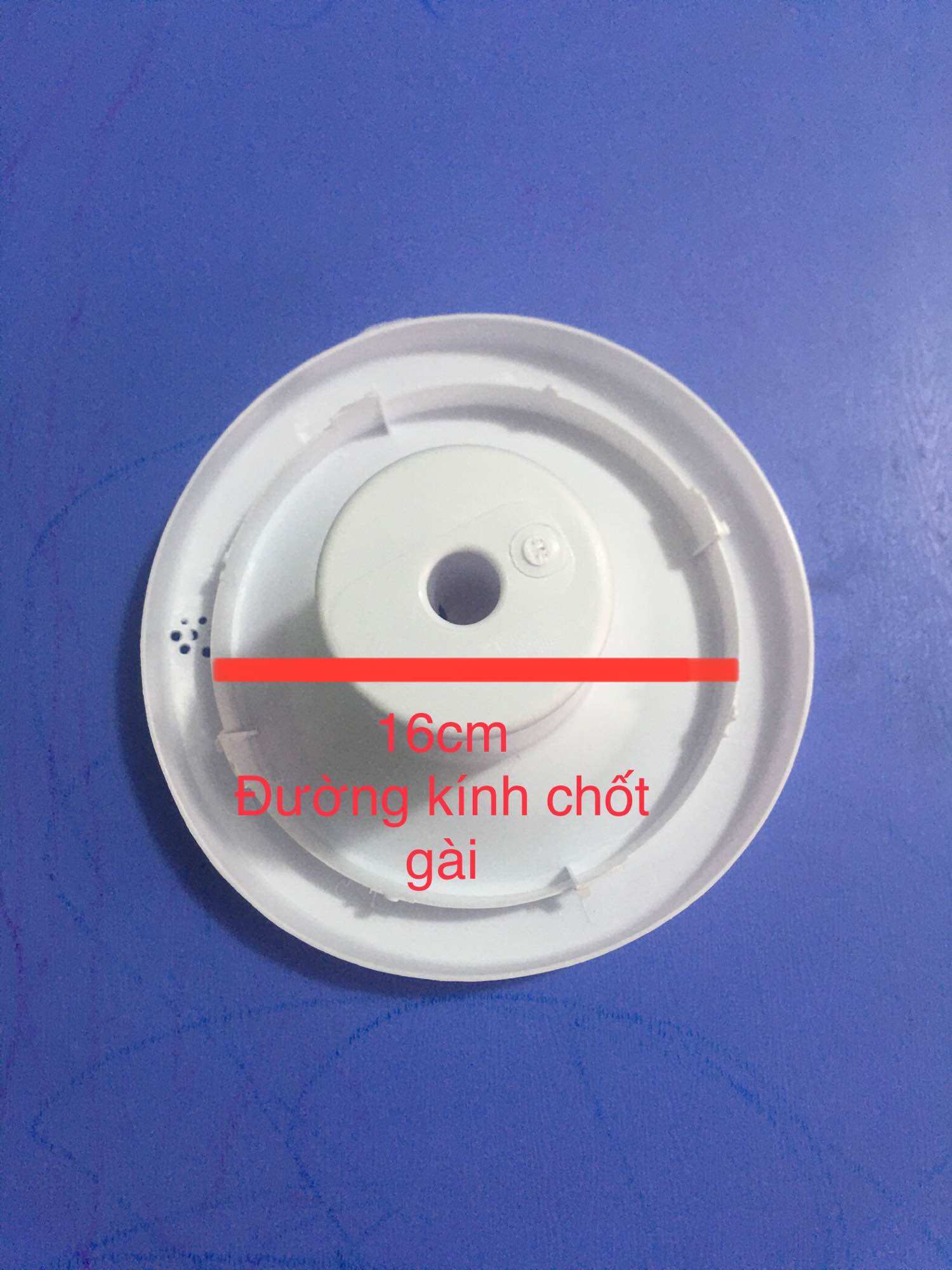 Cọc cắm bình cây nước nóng lạnh 19.5cm
