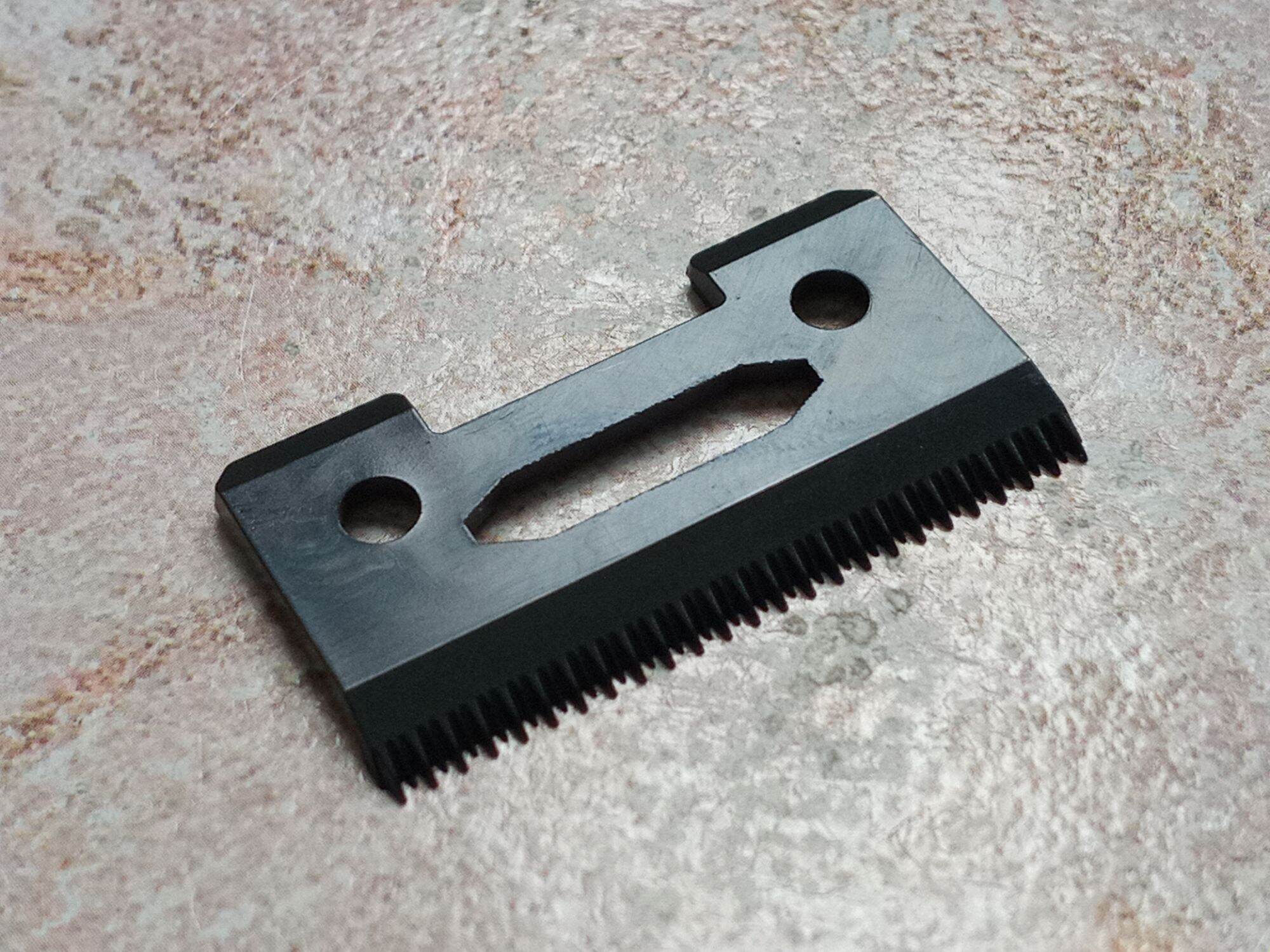 Lưỡi Kép Sứ Carbon Cắt Bén Fade Ngọt Cho Tông Đơ Cắt Tóc Kemei, Jame, Surker.. 