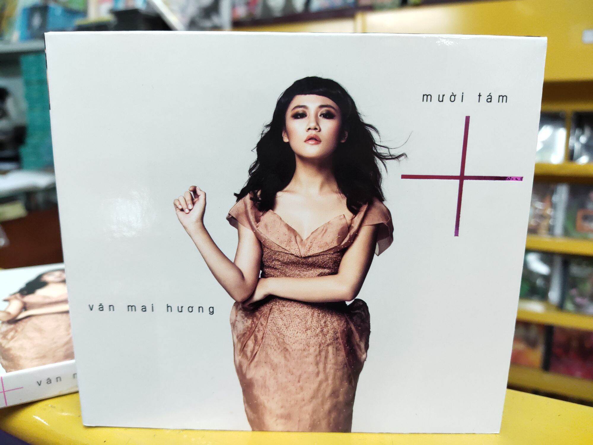 CD & DVD Văn Mai Hương 18 +