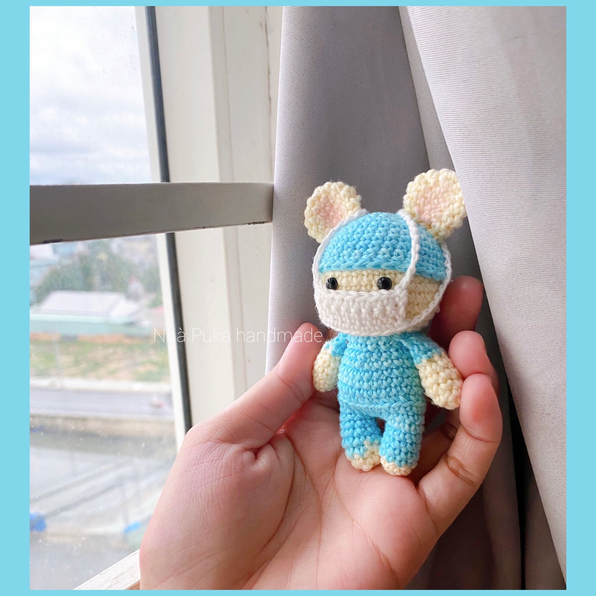 Móc khoá gấu bông bác sĩ bằng len handmade
