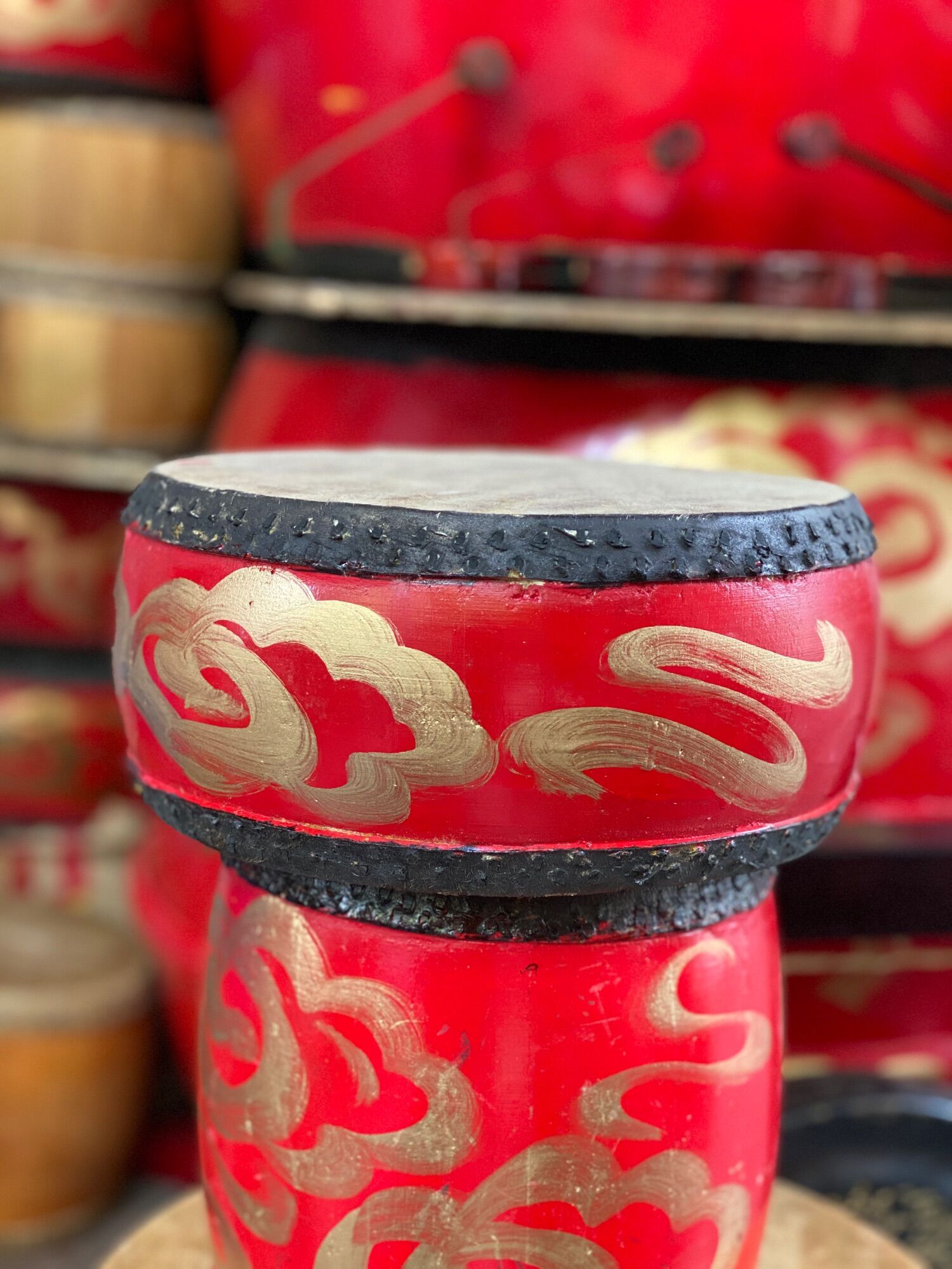 Trống hát văn gỗ mít sơn đỏ