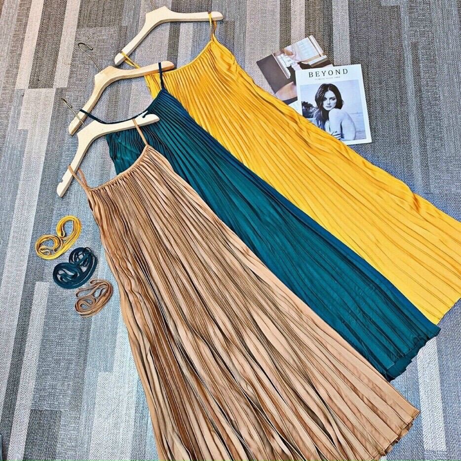 Đầm maxi hai dây dập ly chất phi bóng