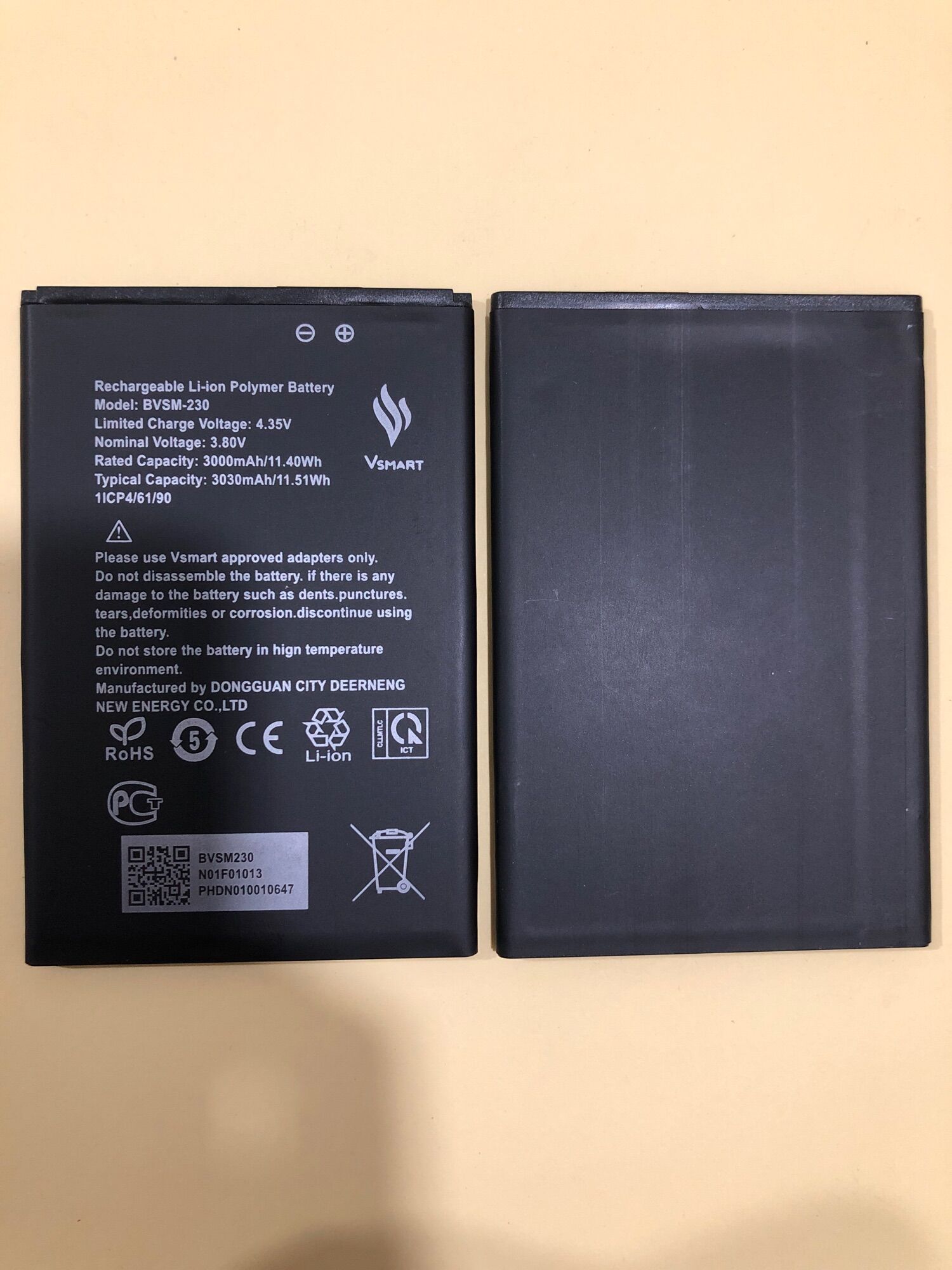 pin Bee3 BVSM-230 DL:3030mAh/11.51wh