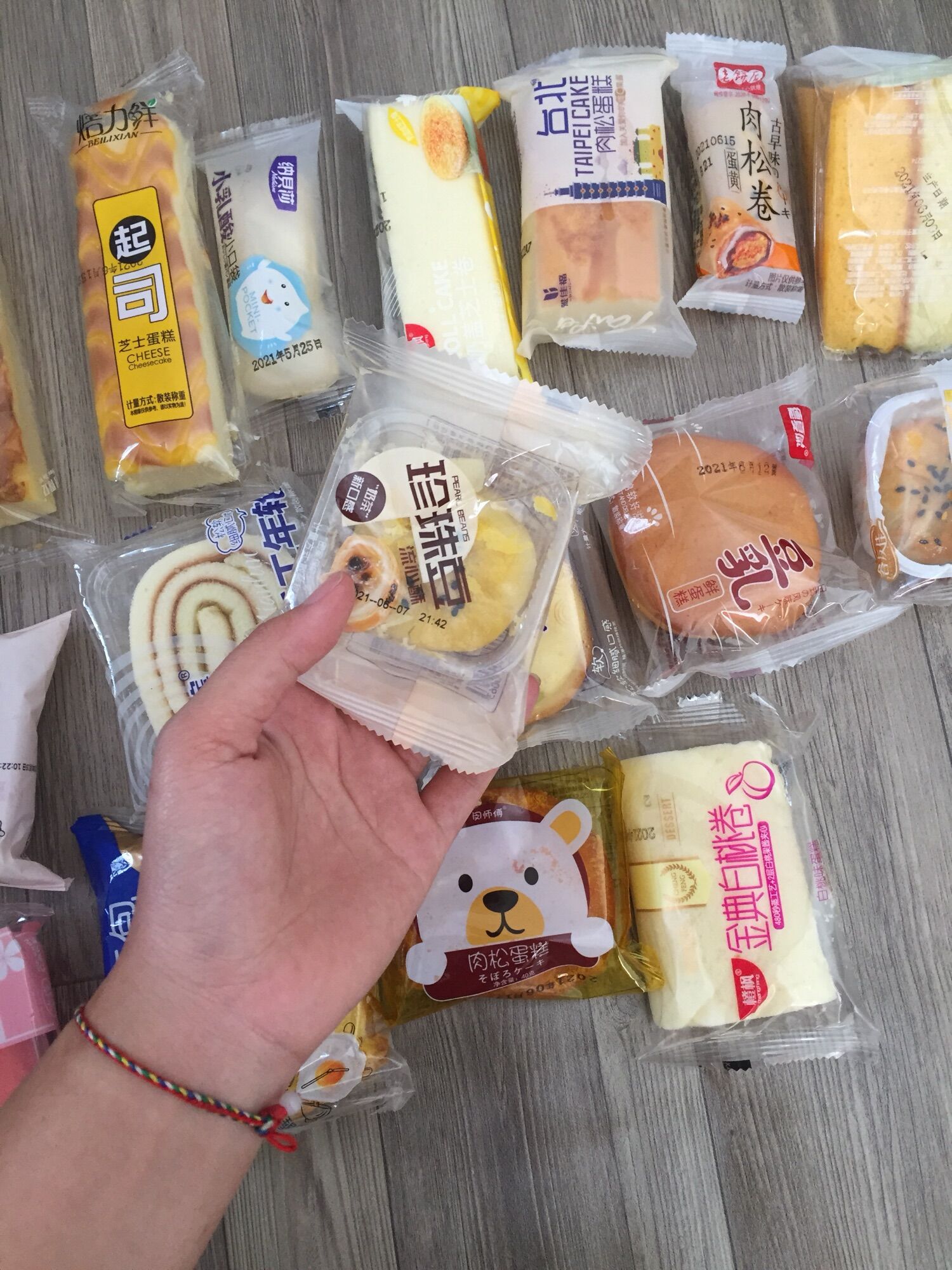 Bánh mix Đài Loan không trùng vị (500g  -1kg - 2kg)