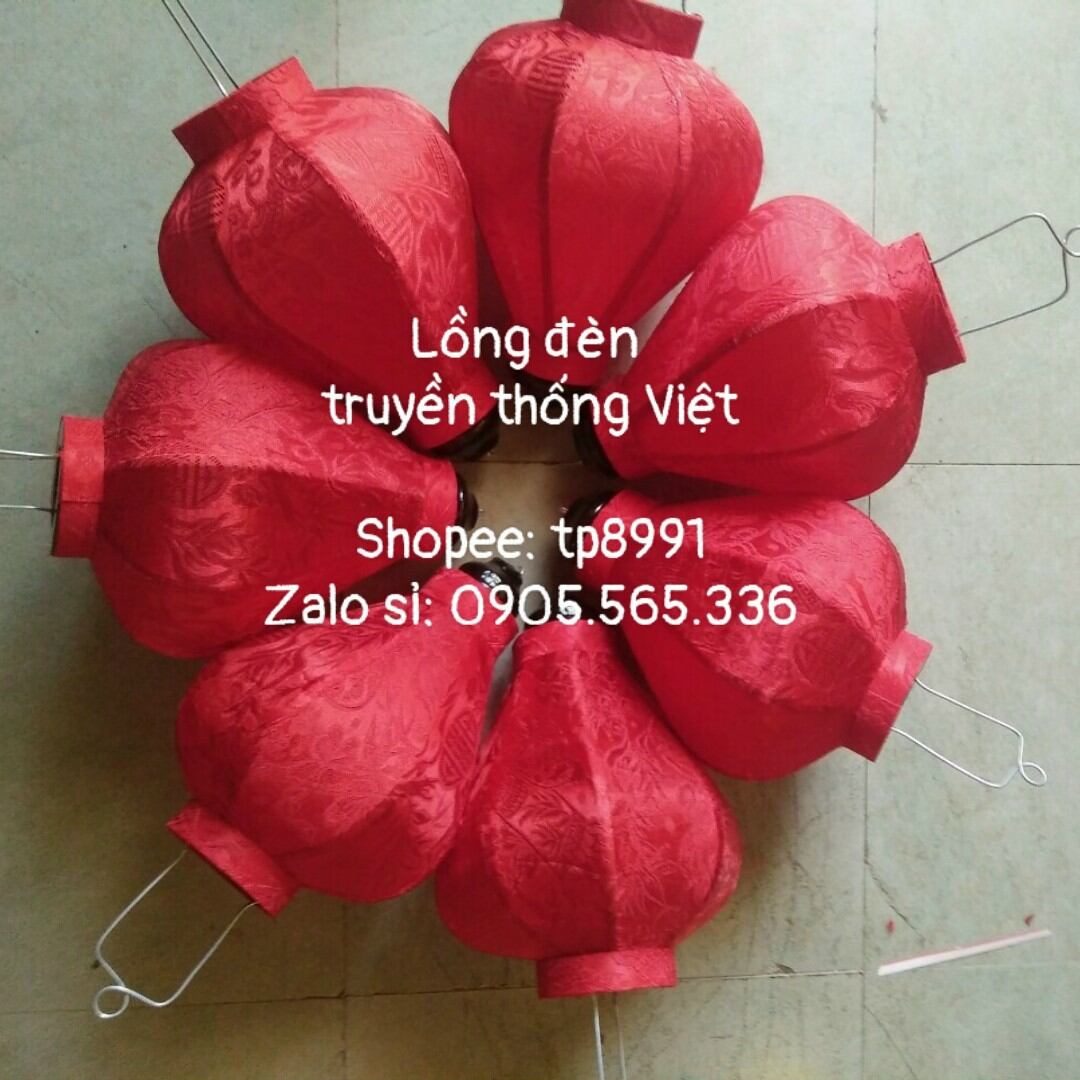 Lồng đèn vải gấm lụa Hội An treo được ngoài trời
