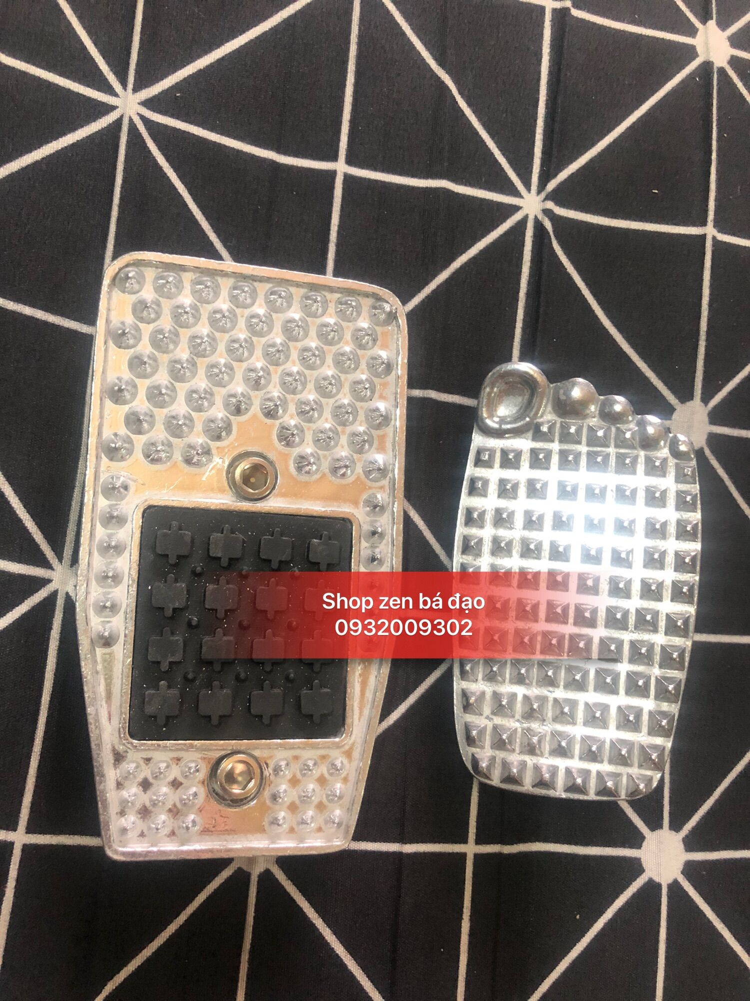 Bàn đạp gắn chân thắng