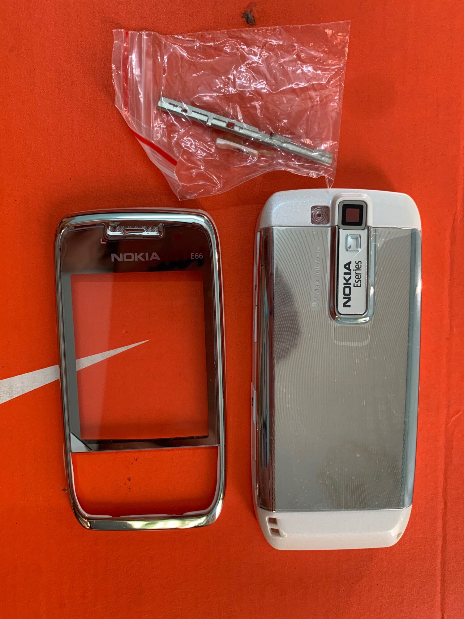 Vỏ nokia E66