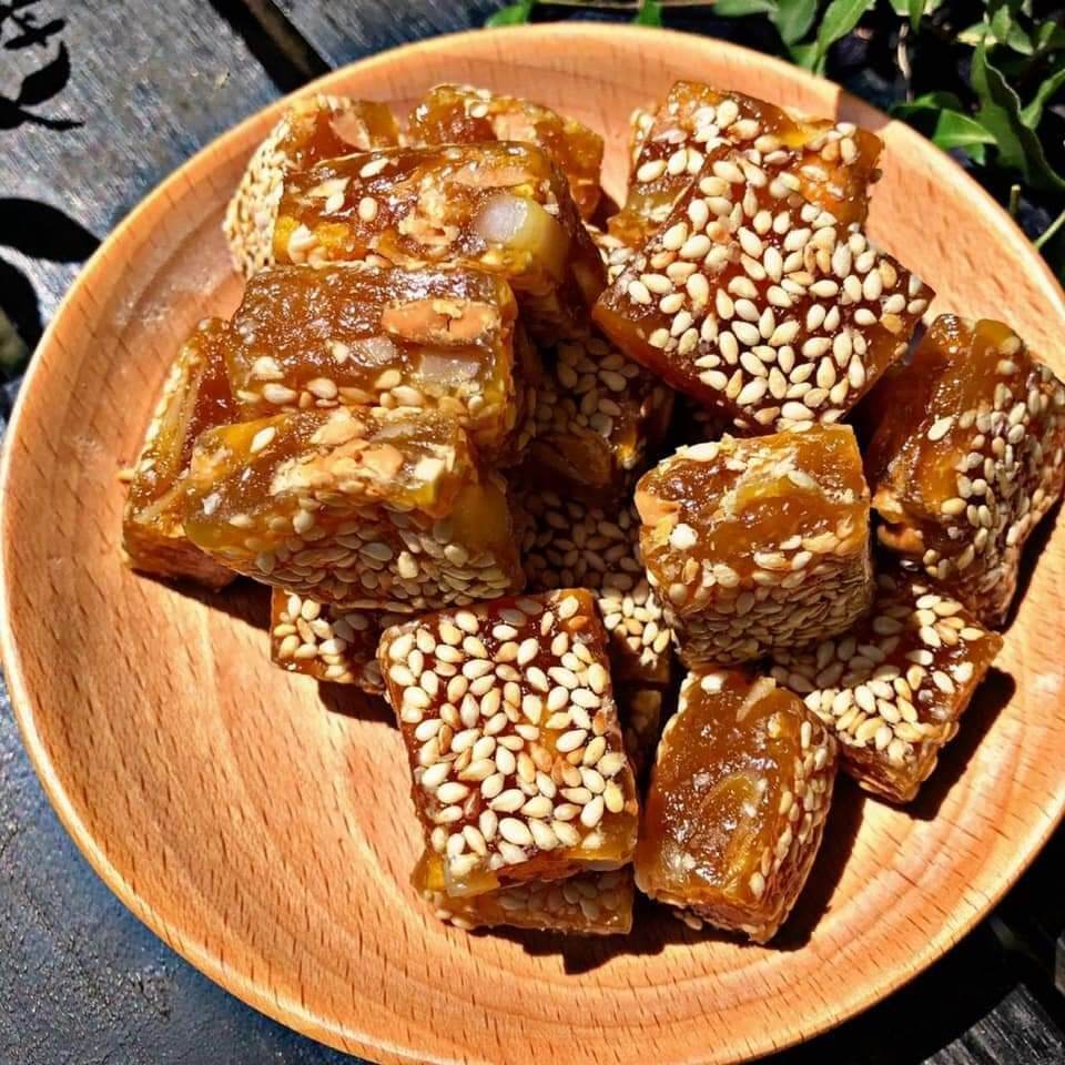 Kẹo khóm mè dừa non nhà làm 500g