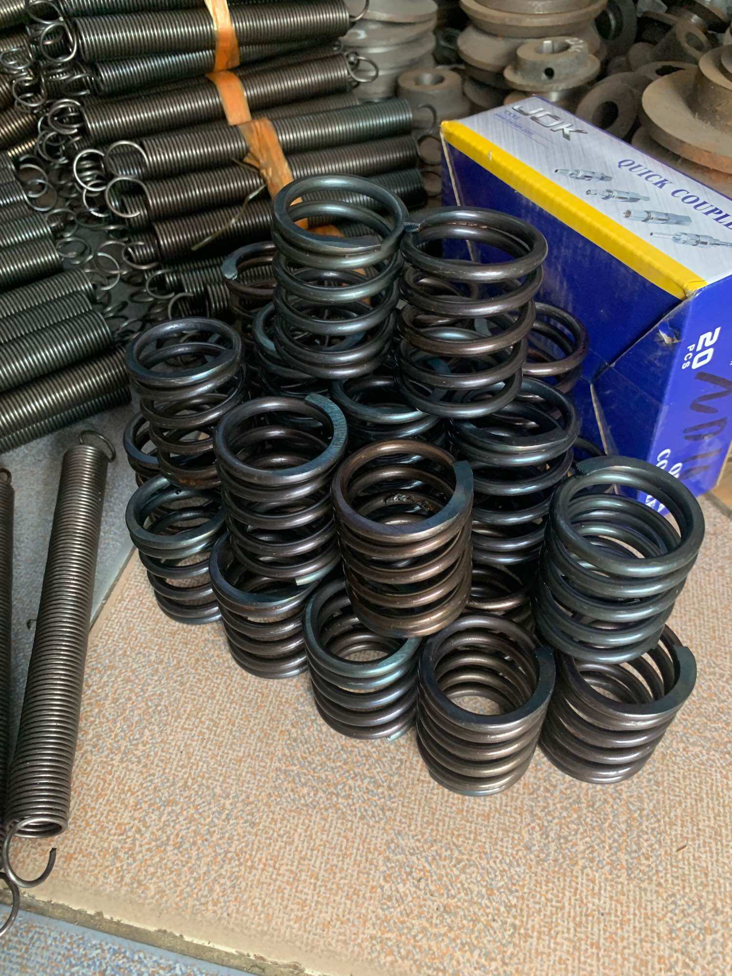 Lò xo nén phi 42 (sợi 5 mm dài 50mm) ✅✅✅