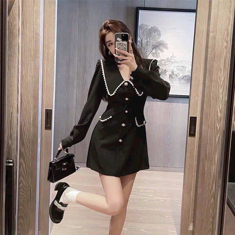 (SHOP TÁO ĐỎ BIGSIZE 50KG ĐẾN 90KG) đầm kaki viền trắng cổ V