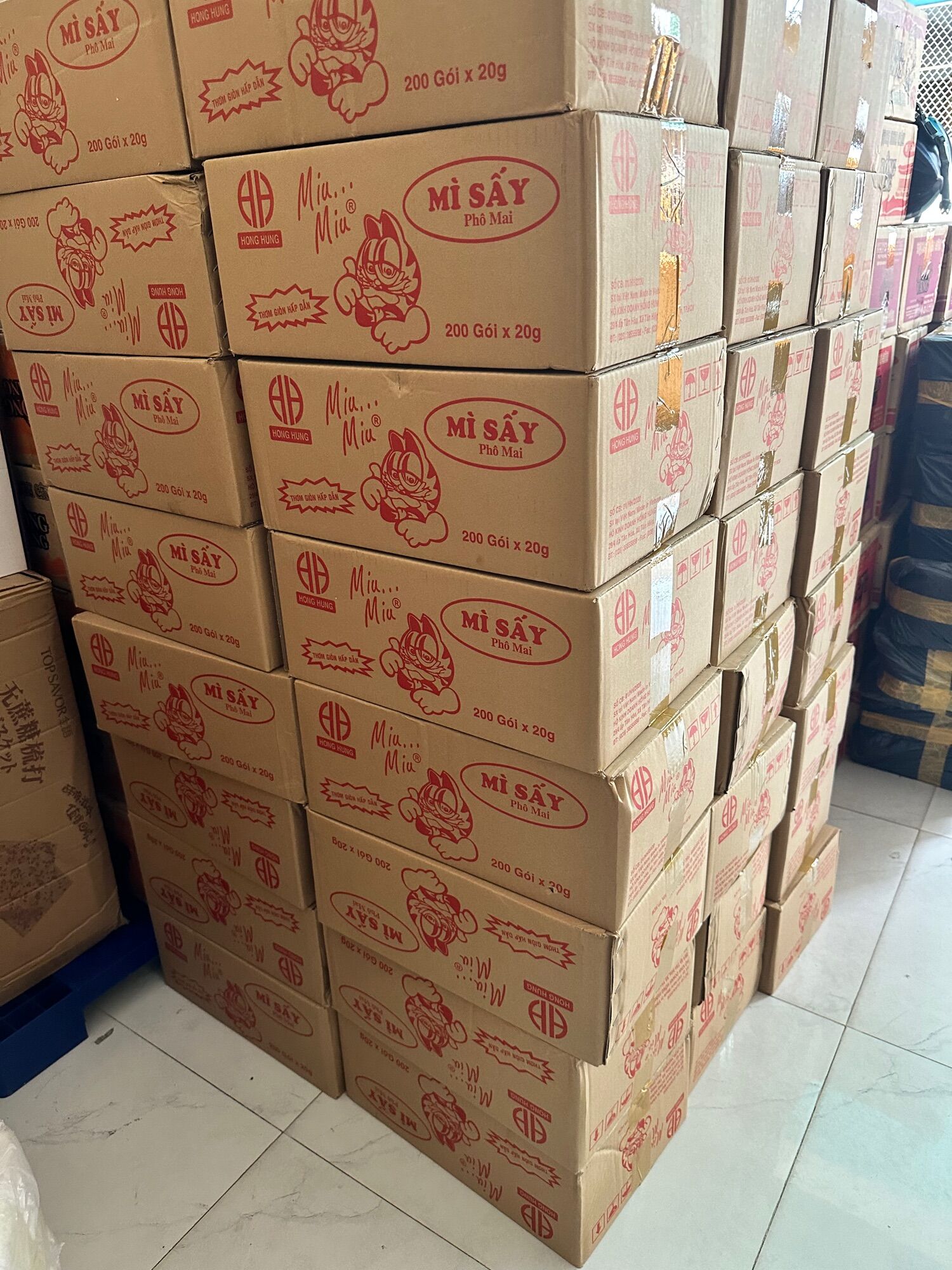 Mì sấy trẻ em Miu Miu thùng 200 gói