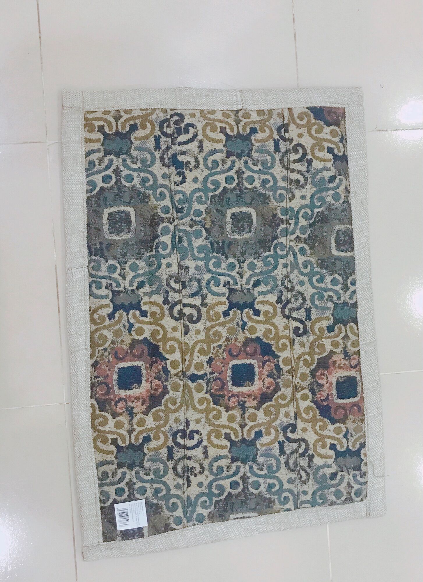 Thảm vải Thổ cẩm chùi chân 37x54 cm
