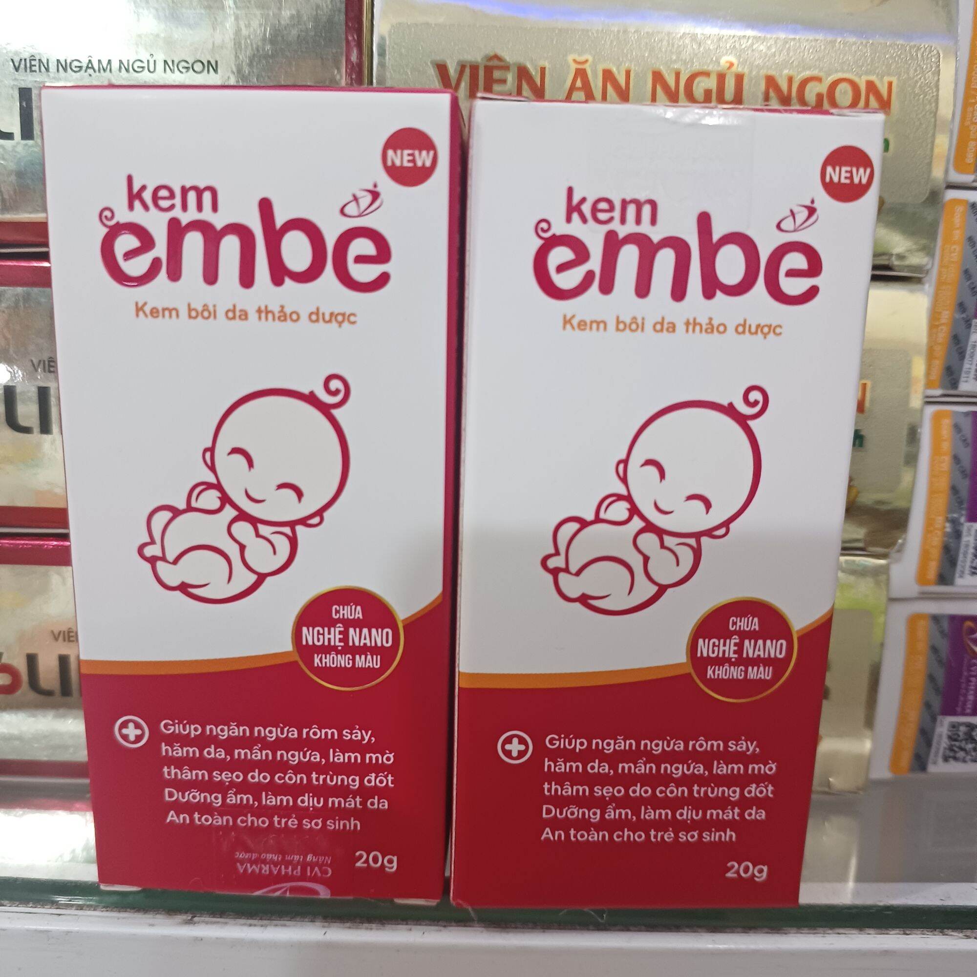 kem em bé kem bôi da thảo dược