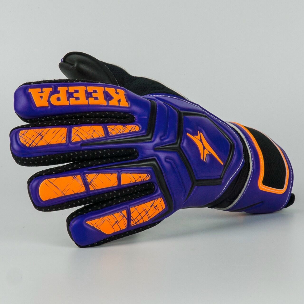 Găng tay thủ môn keepa GK02