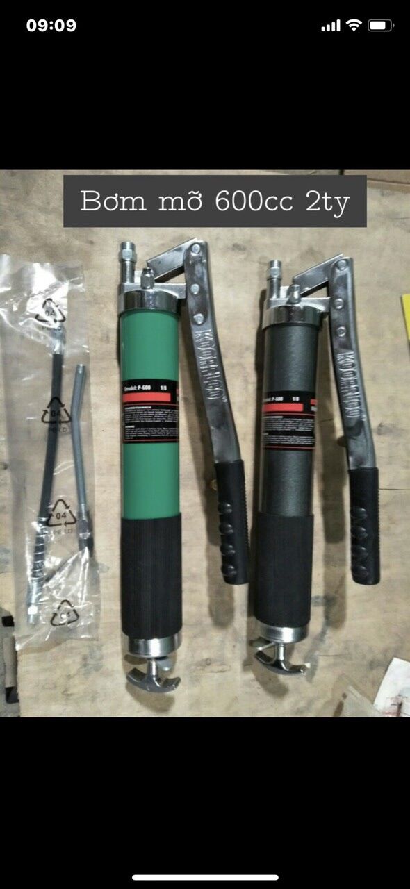 Bơm mỡ bò cầm tay 1 ty và 2 ty 600cc