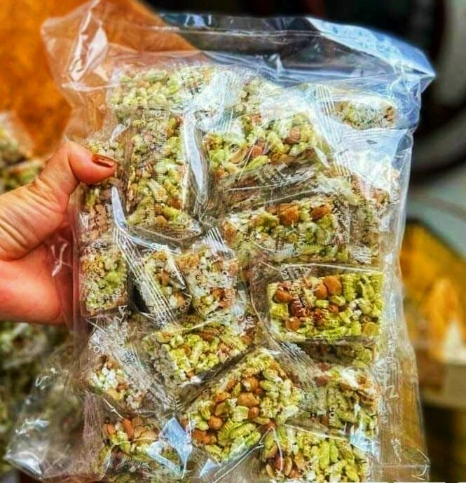 Cốm nếp dứa Lâm An loại 1 , KL 500g (Cốm nếp dứa nước cốt dừa đậu phộng siêu giòn)