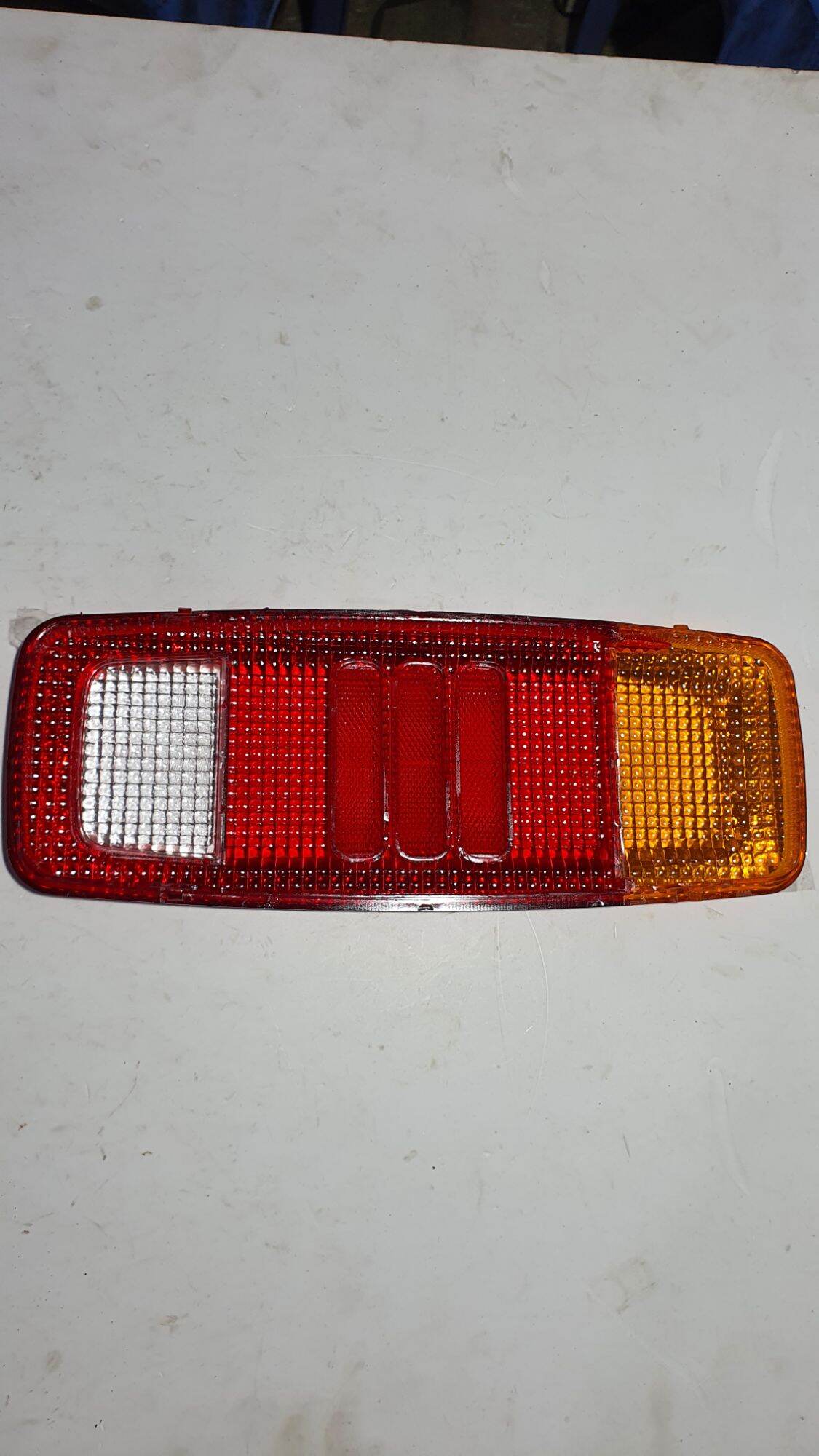 NẮP ĐÈN HẬU Ô TÔ KIA 1,4 TẤN ( giá 1 cái)