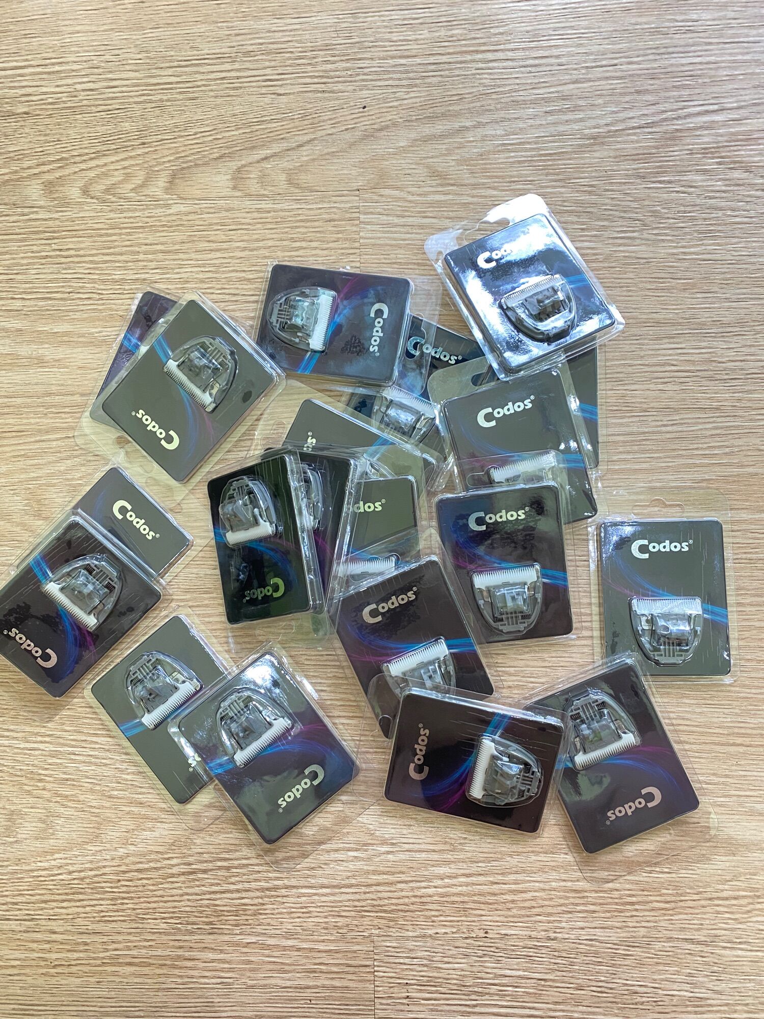 Lưỡi tông đơ codos 6800