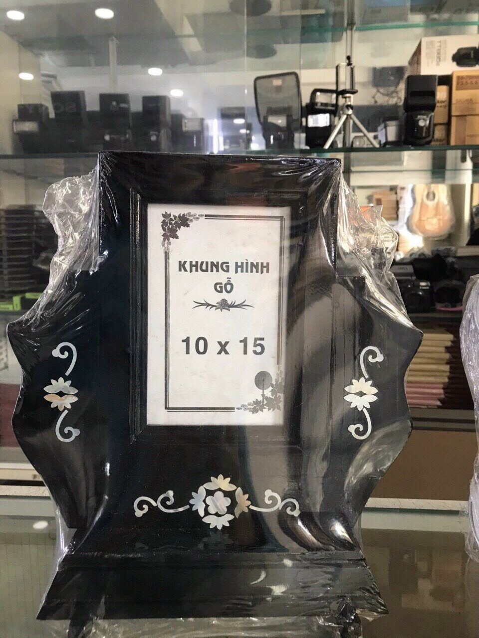 Khung hình thờ có chân (10x15)