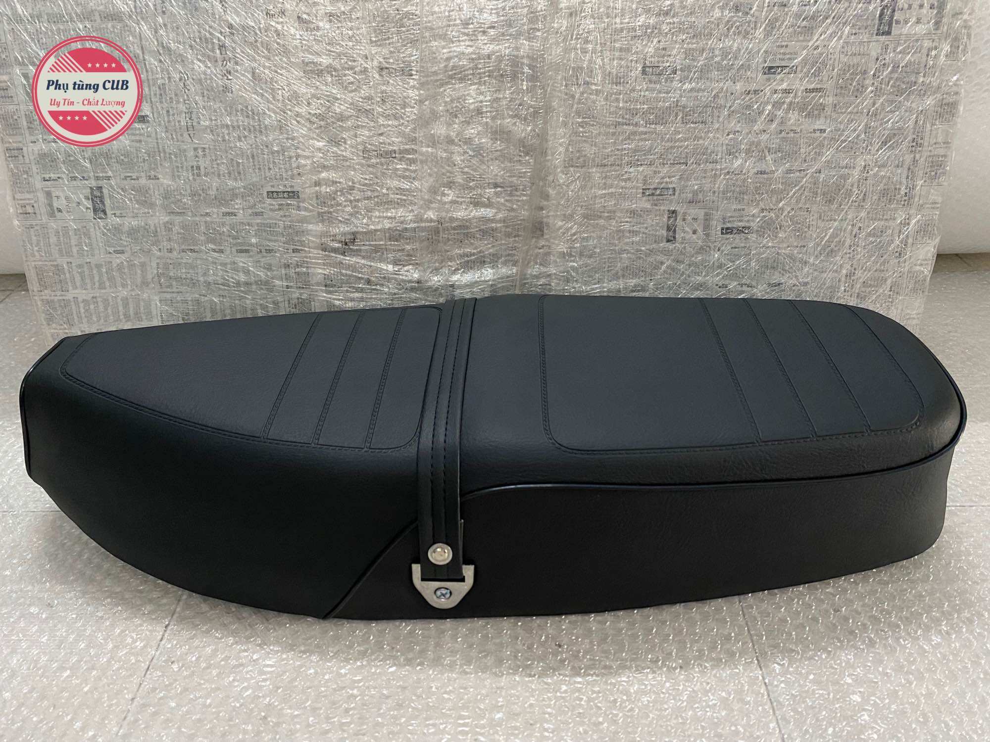 Yên dài xe cub 78-81-86-82-DD ( chỉ yên )