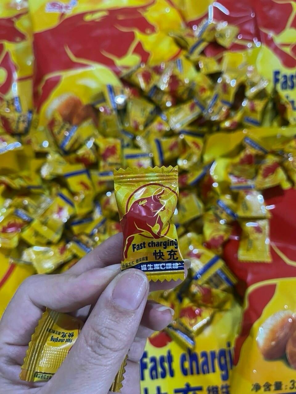 100 viên kẹo bò húc