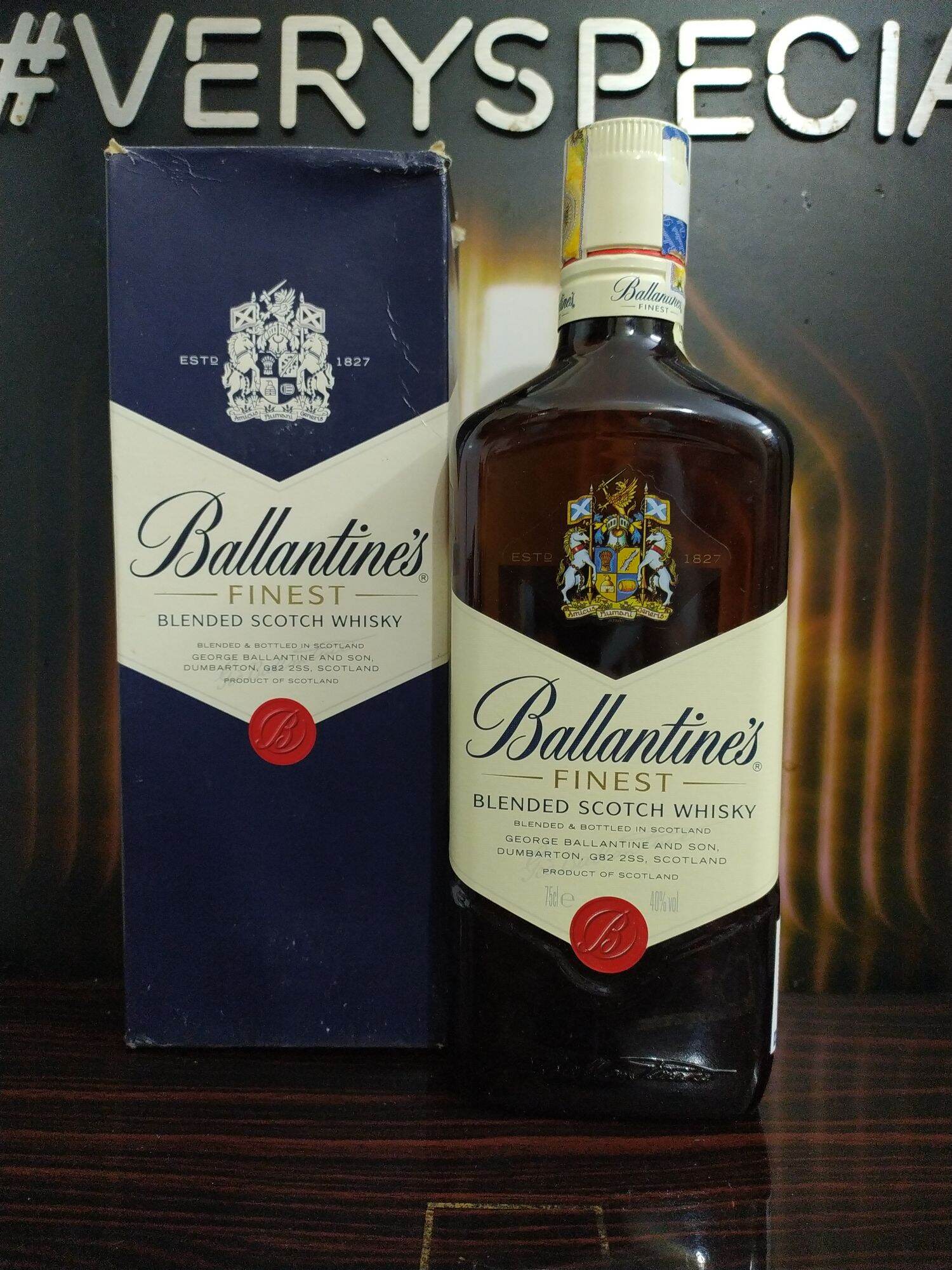 CHAI BALLANTINE'S FULL HỘP [RỖNG]