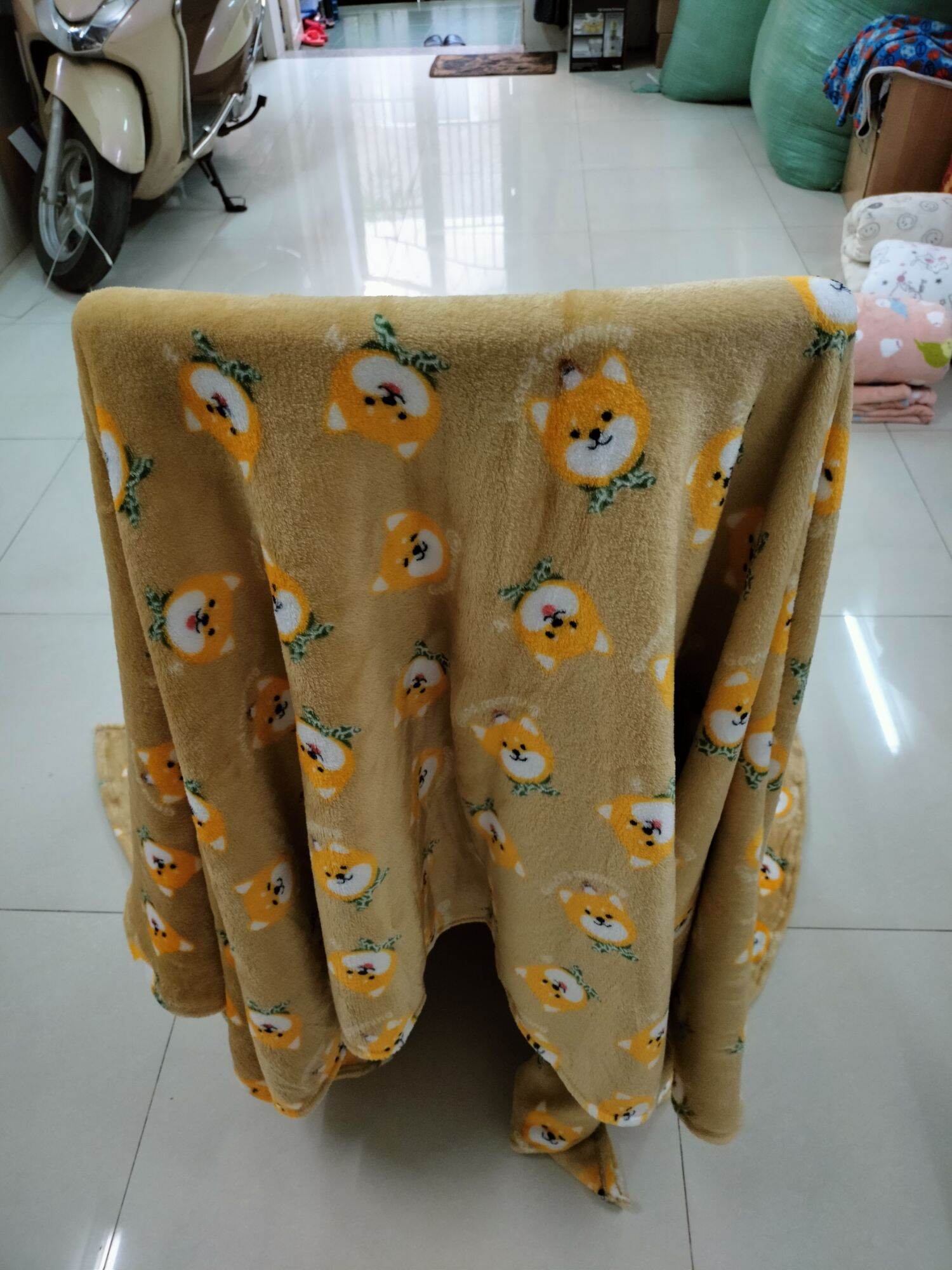 Mền chăn Thái Lan lông cừu tuyết, 1m6-2m2, số lượng ít.