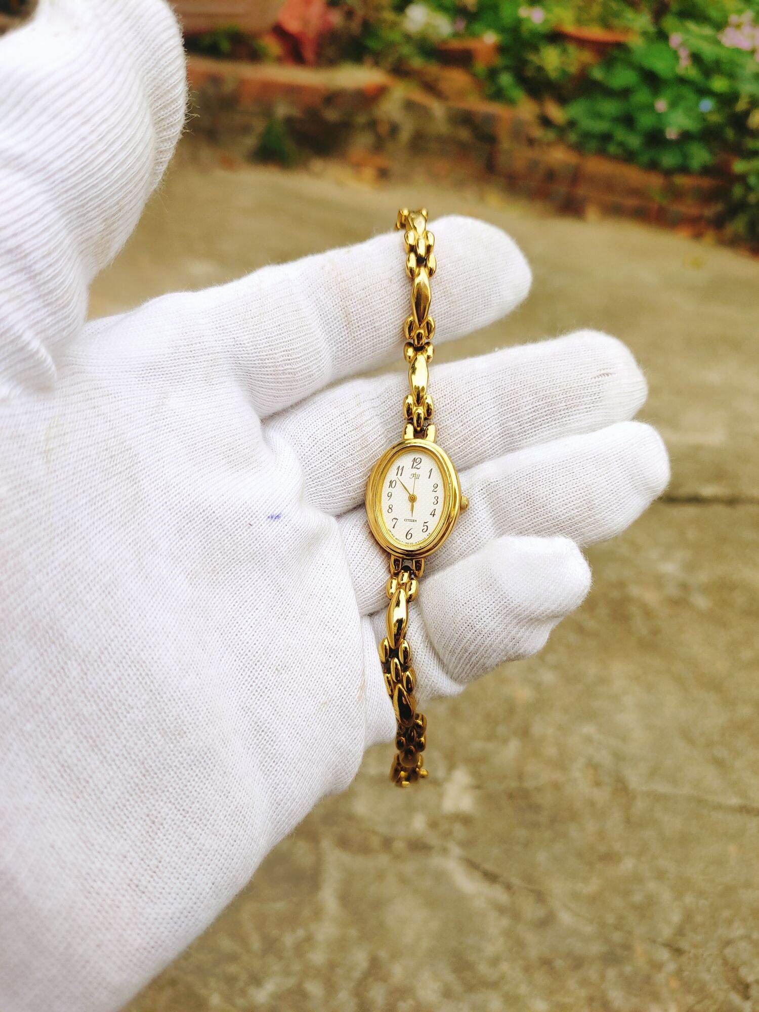Đồng hồ nữ Citizen , mặt size 18mm, dây thép không rỉ zin theo máy
