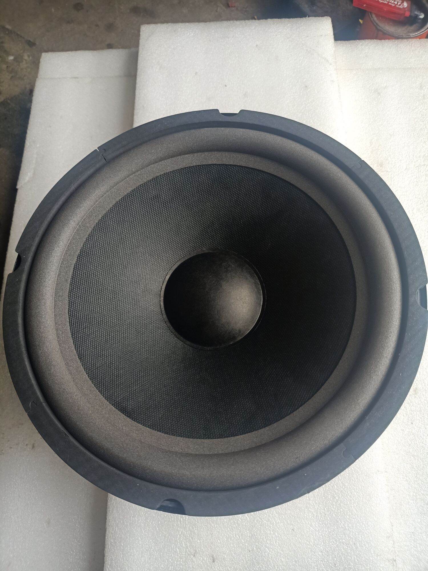 CỦ LOA BASS 25 JBL TỪ ĐƠN TIẾNG ẤM TRẦM