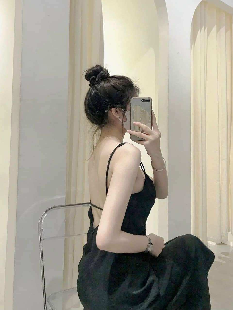 Đầm midi đen hở lưng DD183