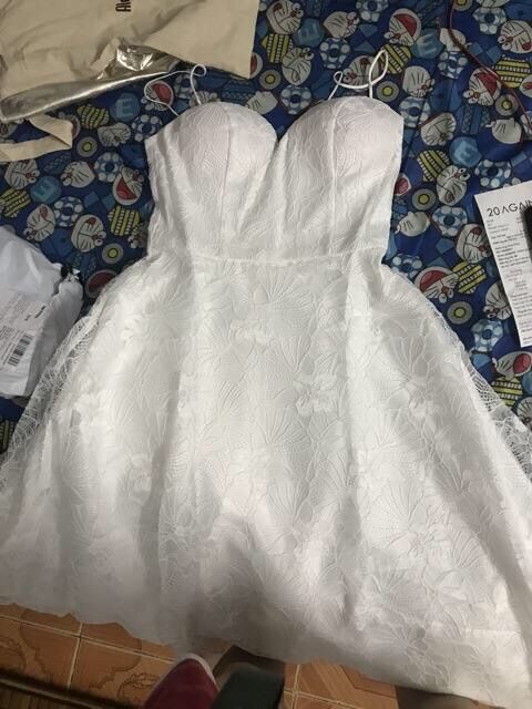 Váy cúp ngực ren trắng size S 20again