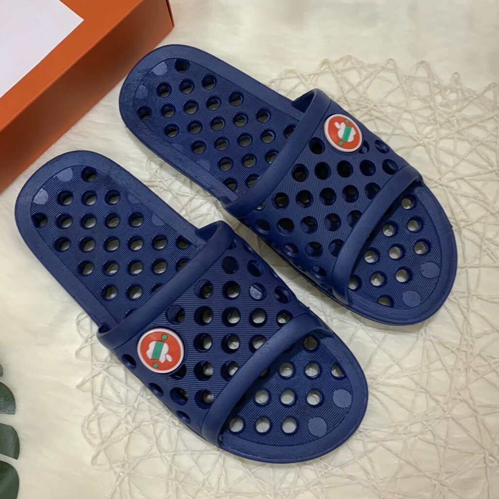Dép lỗ táo xanh-đen:40,41,42,43,44