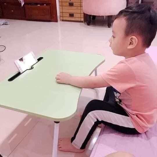 BÀN GẤP GỌN CÓ KHE KẸP IPAT
