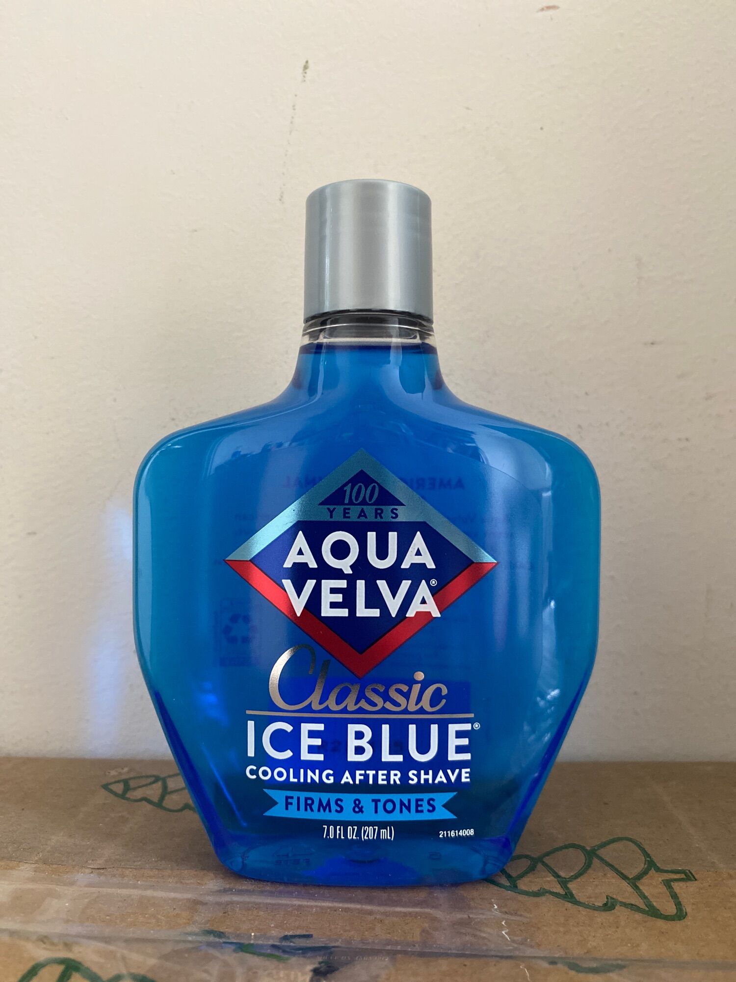 Nước dưỡng sau khi cạo râu Aqua Velva Classic Ice Blue Cooling after shave 207ml - hàng nhập Mỹ