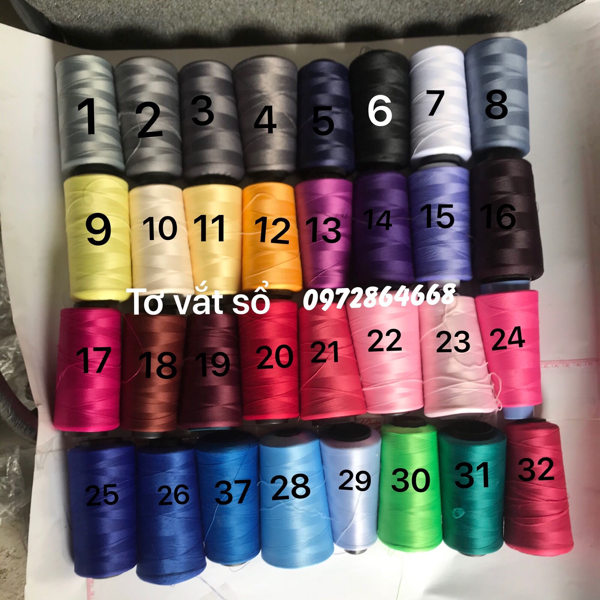 Set 3 cuộn tơ vắt sổ cuộn nhỏ dài 5000m/1cuộn