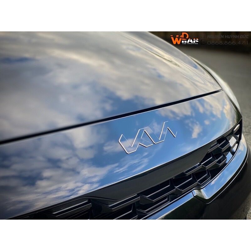 Decal dán đổi màu logo KIA Mới ( 1 cặp)