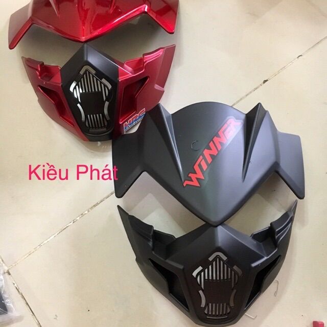 Mão và k.h.ẩ.u.t.r.a.n.g Winner V1 đủ màu
