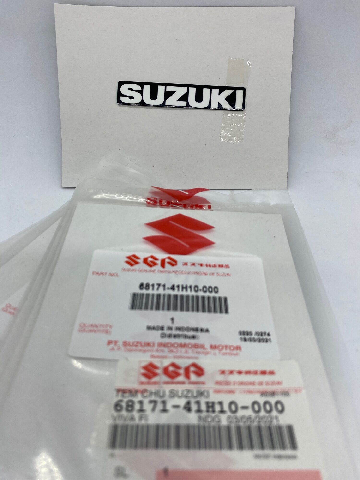 Tem chữ suzuki dán dè biển số satria fi raider fi