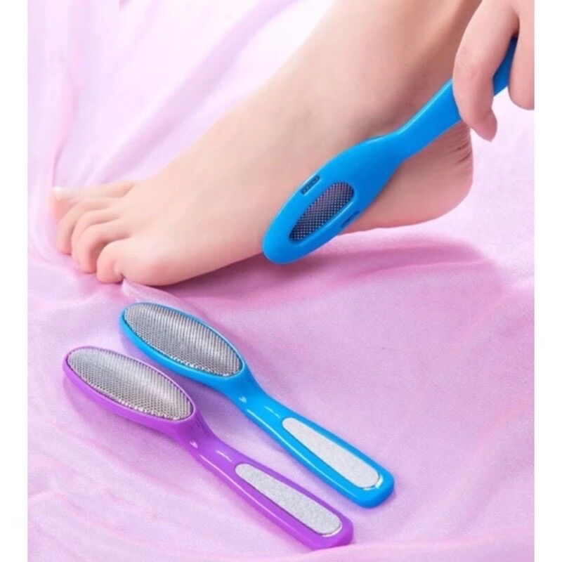 Dụng cụ chà gót chân và dũa móng