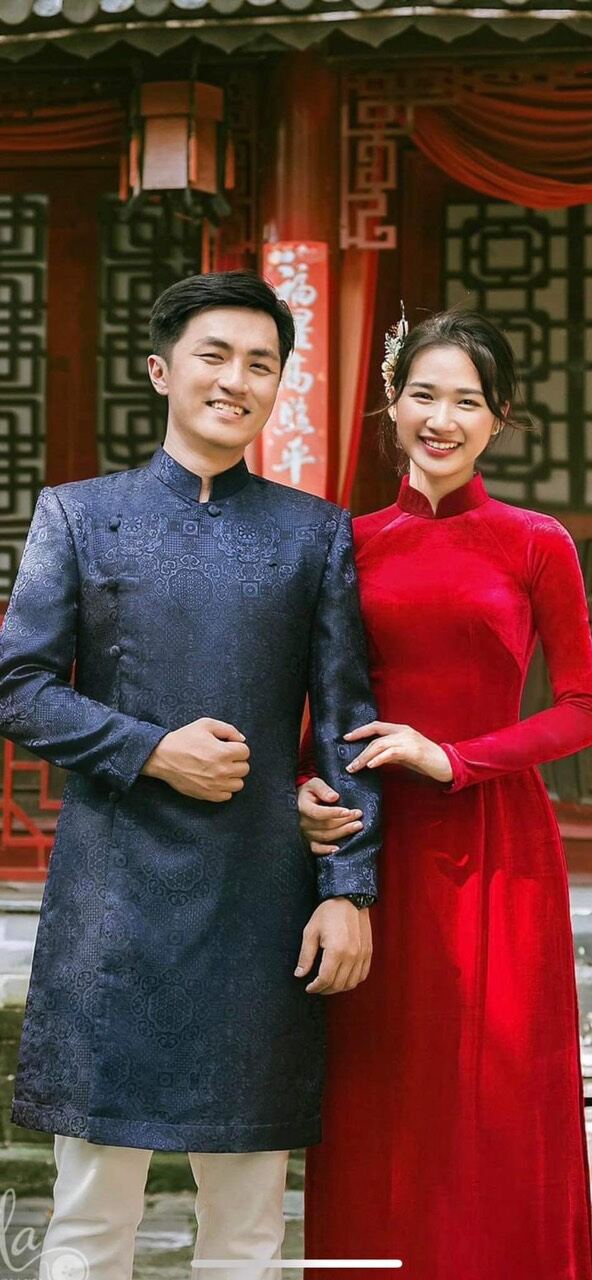 Áo dài nam gấp xanh đen ô tròn vuông hoa văn đẹp