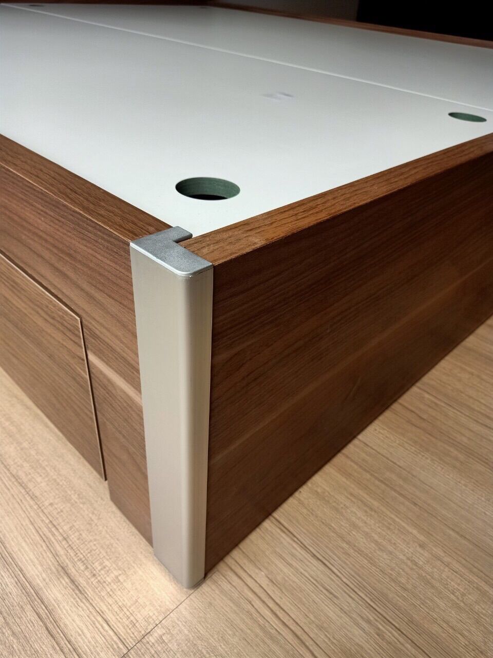 Bo góc giường kim loại bog3601*300