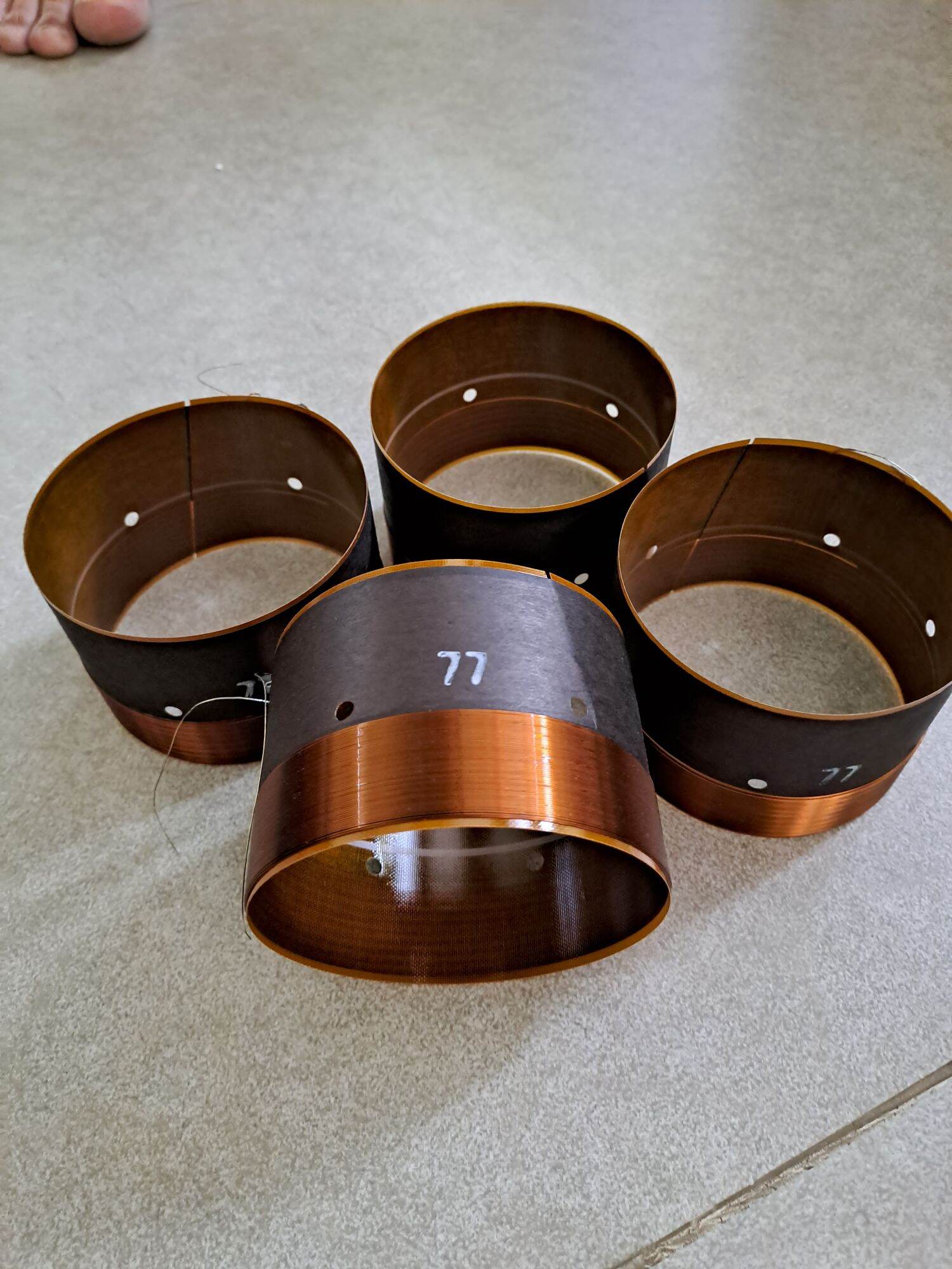 Côn loa 77- 2 lớp
